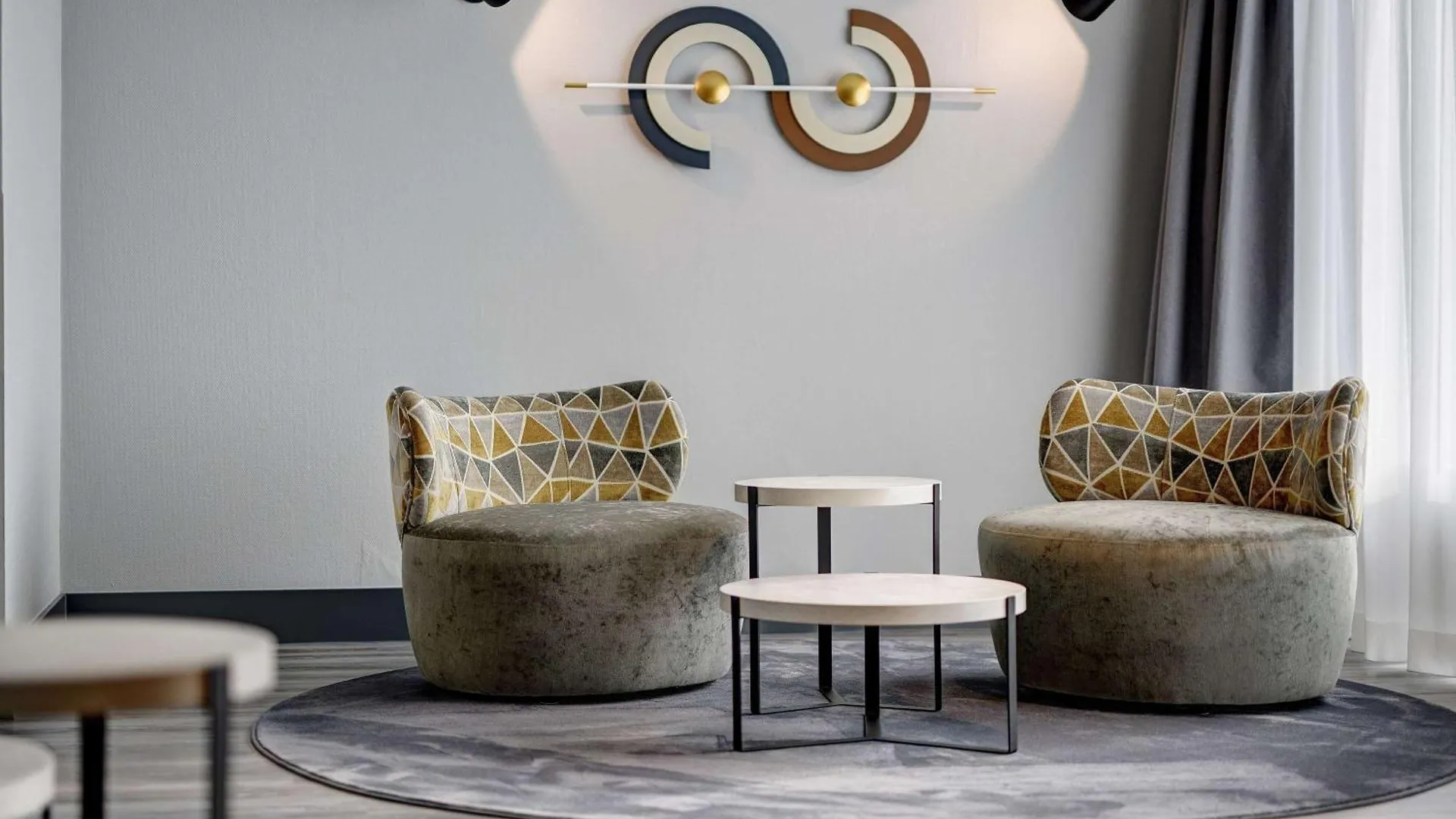 Mercure Dortmund Centrum 4*,